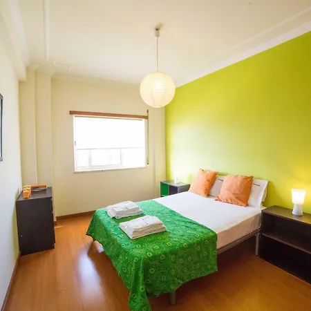 Feels Like Sunny Flat Apartment Portimão